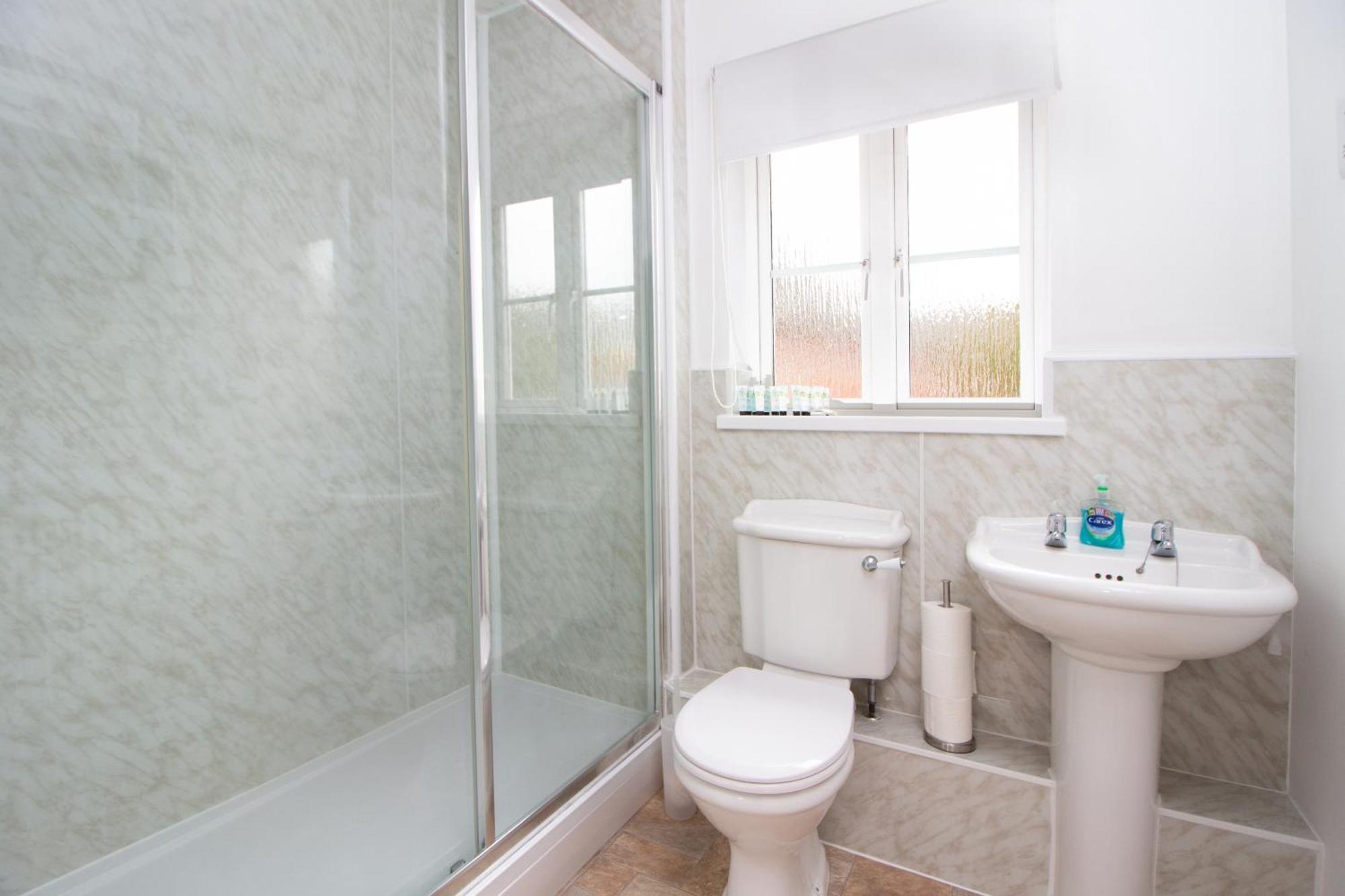 Heraldry - Superb 2 Bed Coach House With Free Parking And Wifi * Exeter